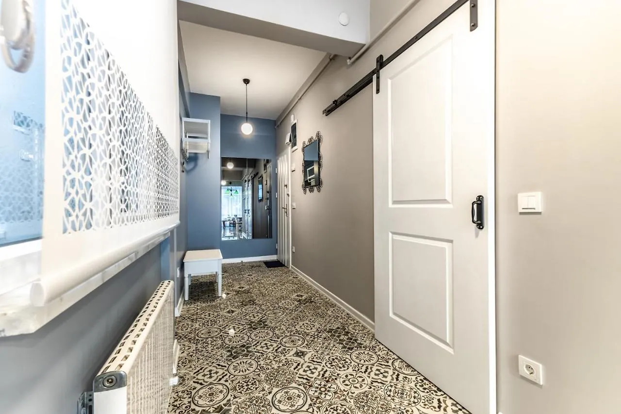 Peaceful Flat W Garden View Balcony In Kadikoy Apartment Istanbul