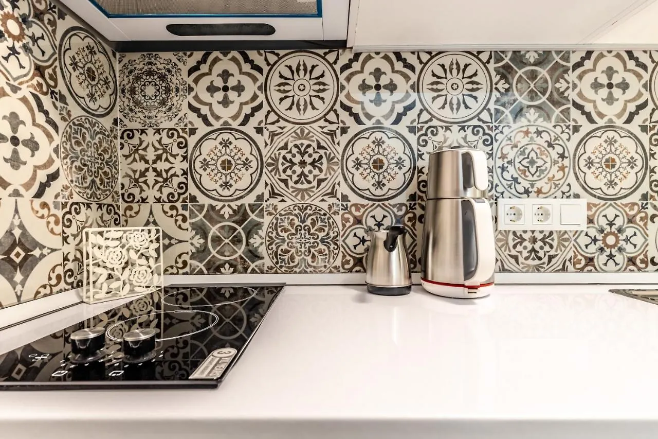 Peaceful Flat W Garden View Balcony In Kadikoy Apartment Istanbul